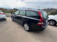 VOLVO V 50