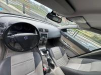 VOLVO V 50