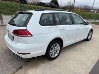 VOLKSWAGEN GOLF SW