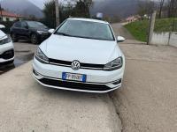 VOLKSWAGEN GOLF SW