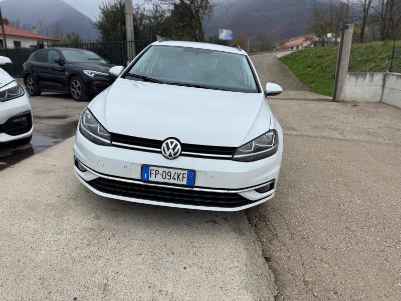 VOLKSWAGEN GOLF SW