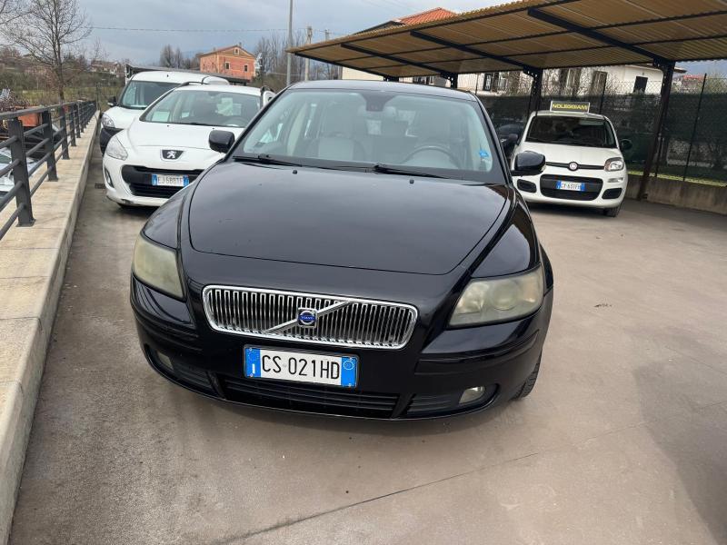 VOLVO V 50