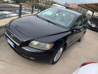 VOLVO V 50